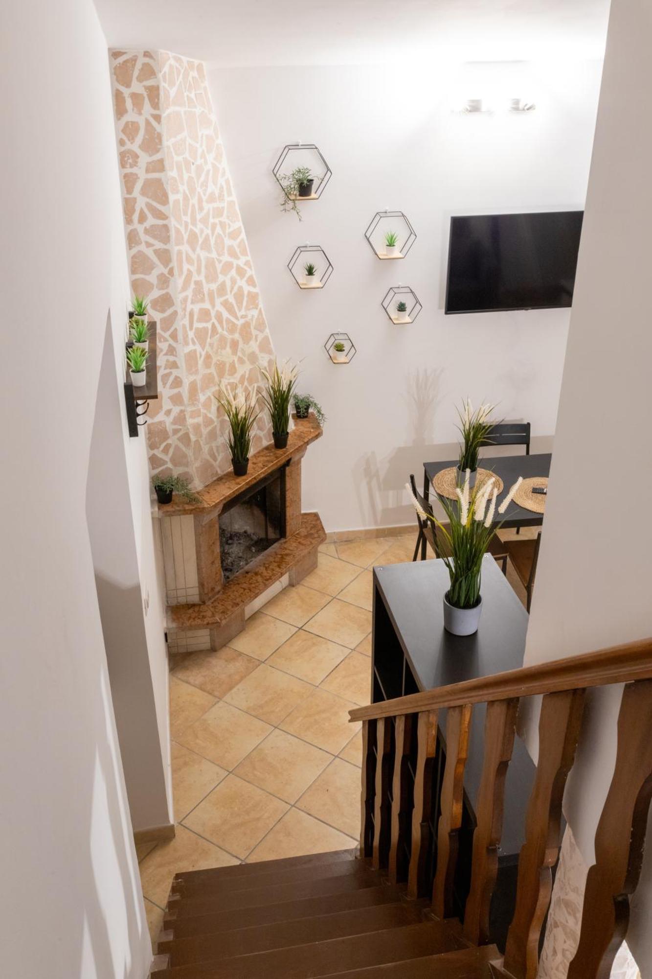 Suite Gli Ulivi Colonna エクステリア 写真
